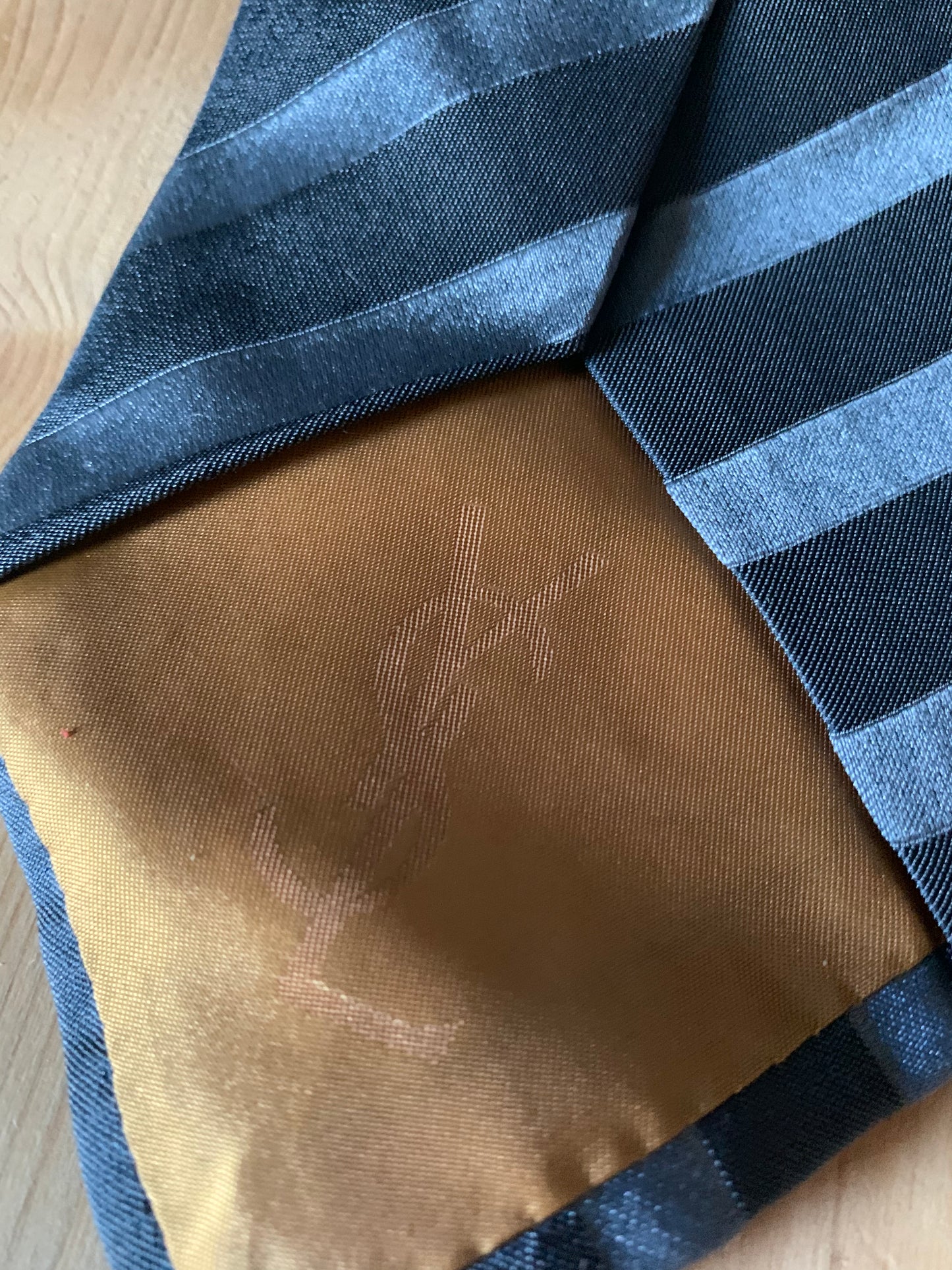 Cravate en soie Yves Saint Laurent