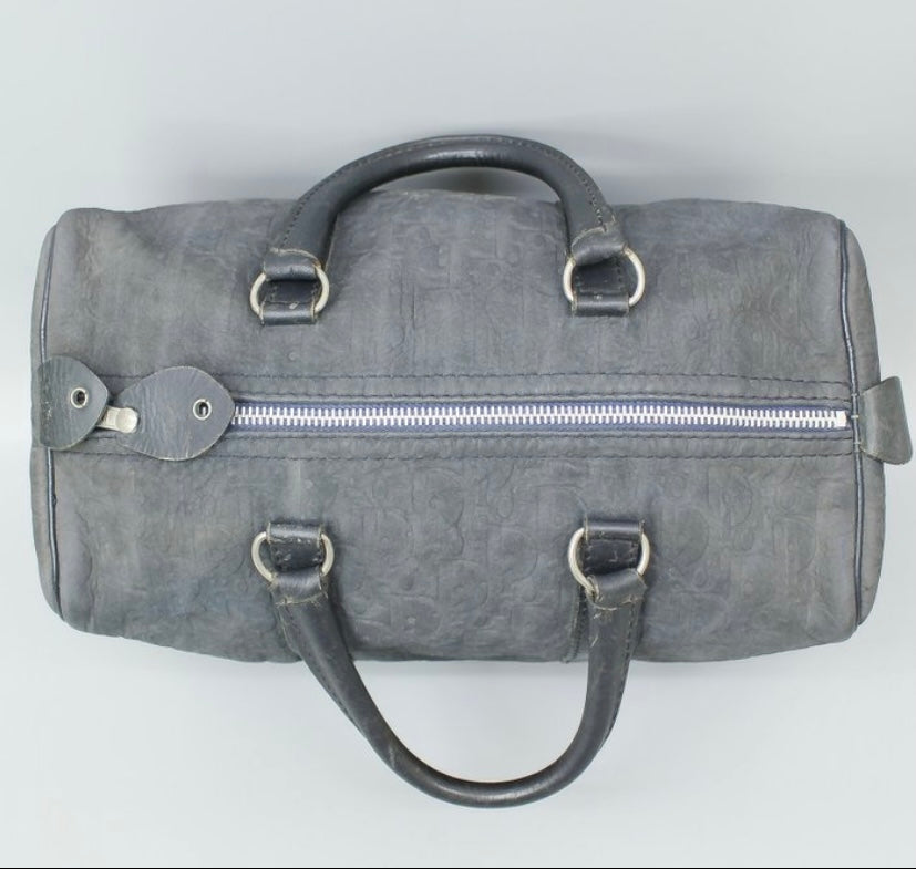 Sac cuir embosse logo oblique Christian Dior