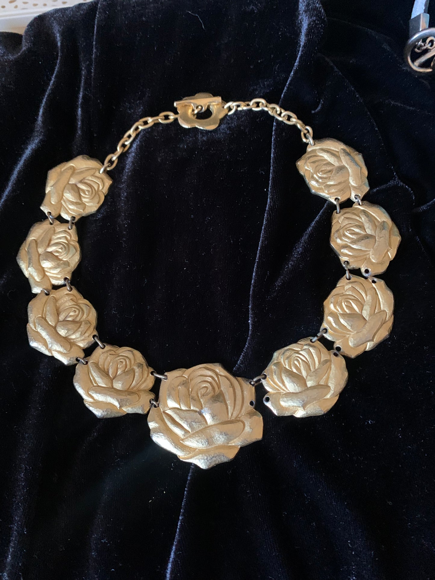 Collier doré roses Kenzo
