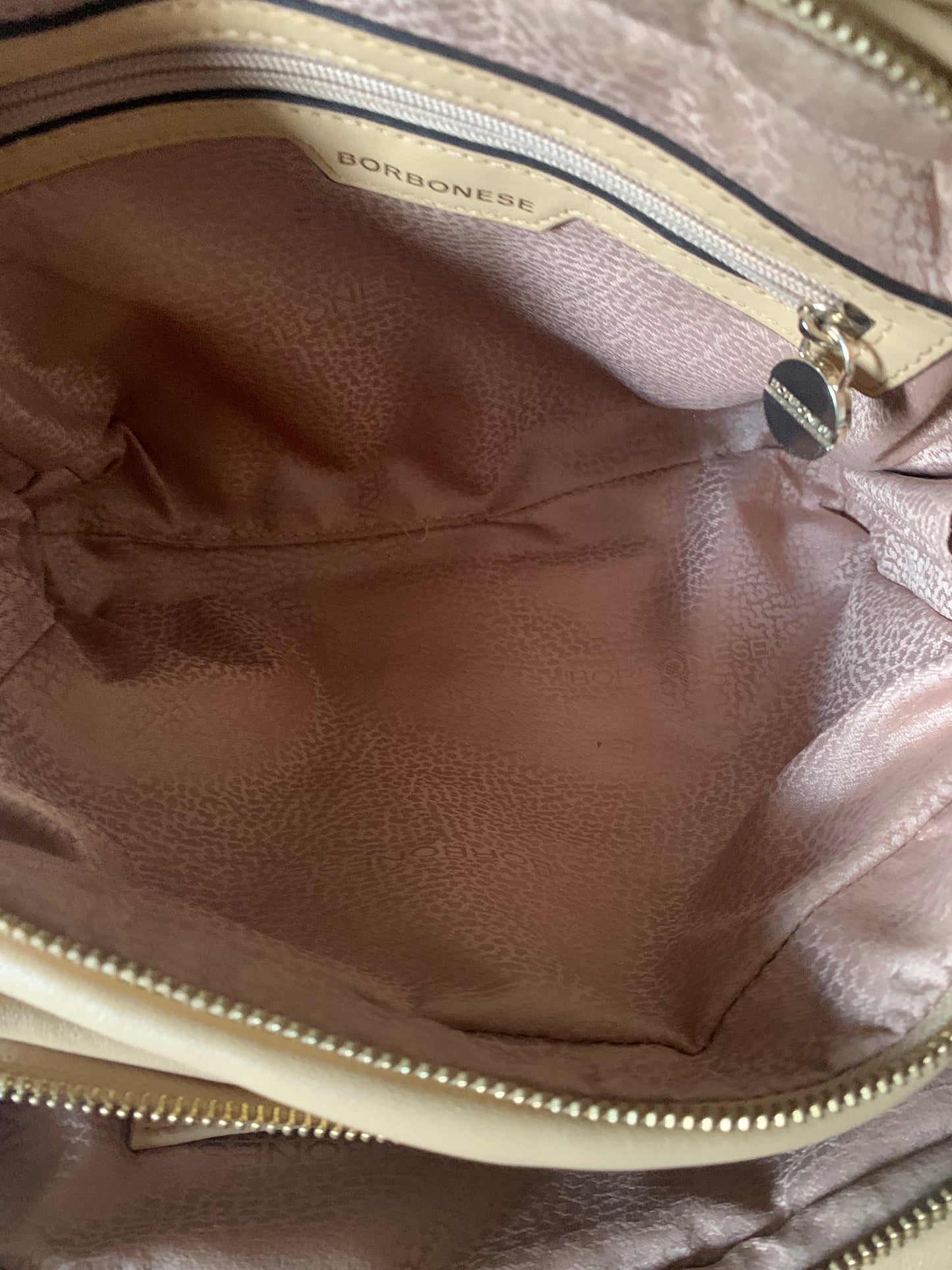 Sac à main cuir plissé beige Borbonese