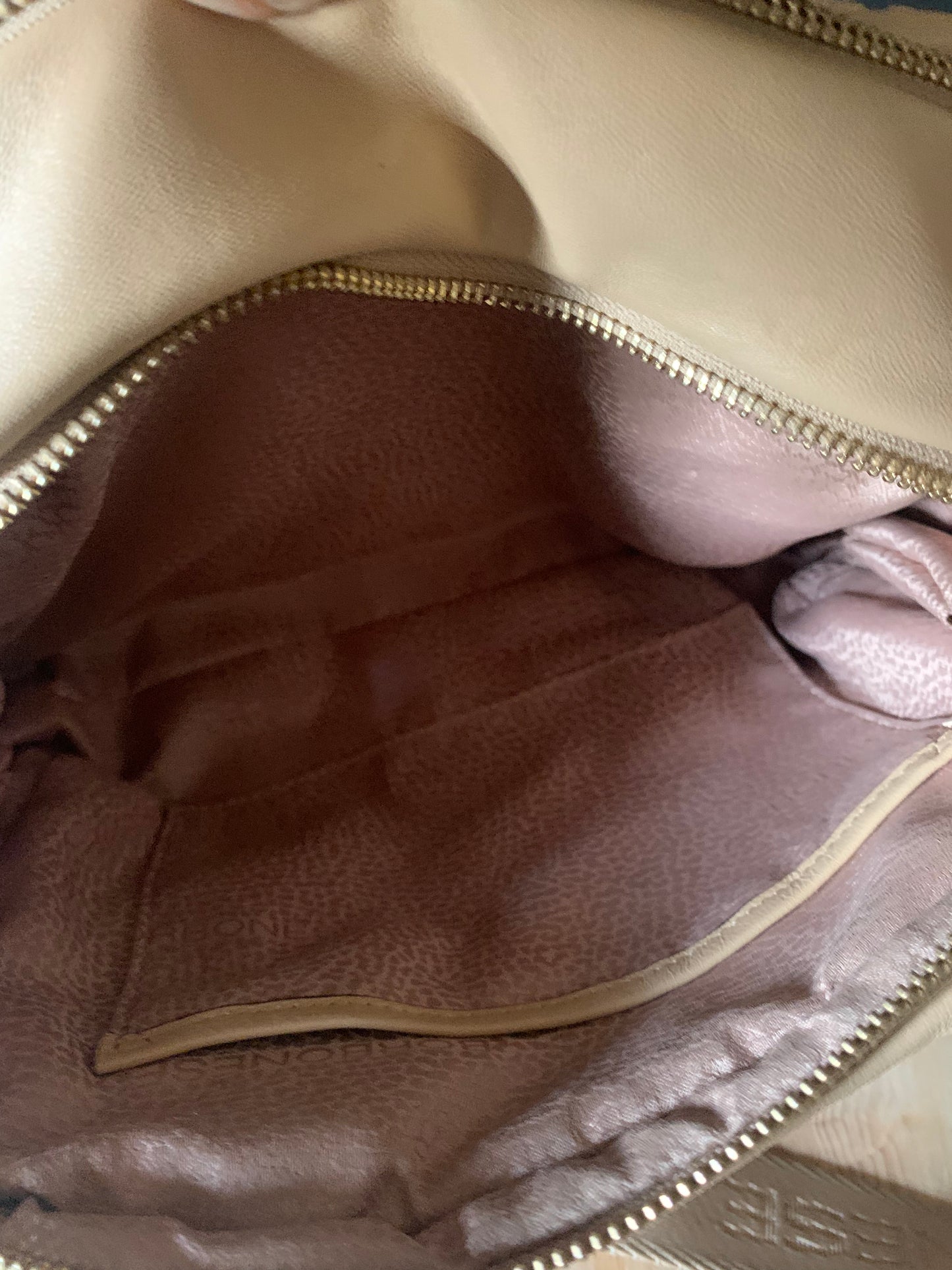 Sac à main cuir plissé beige Borbonese
