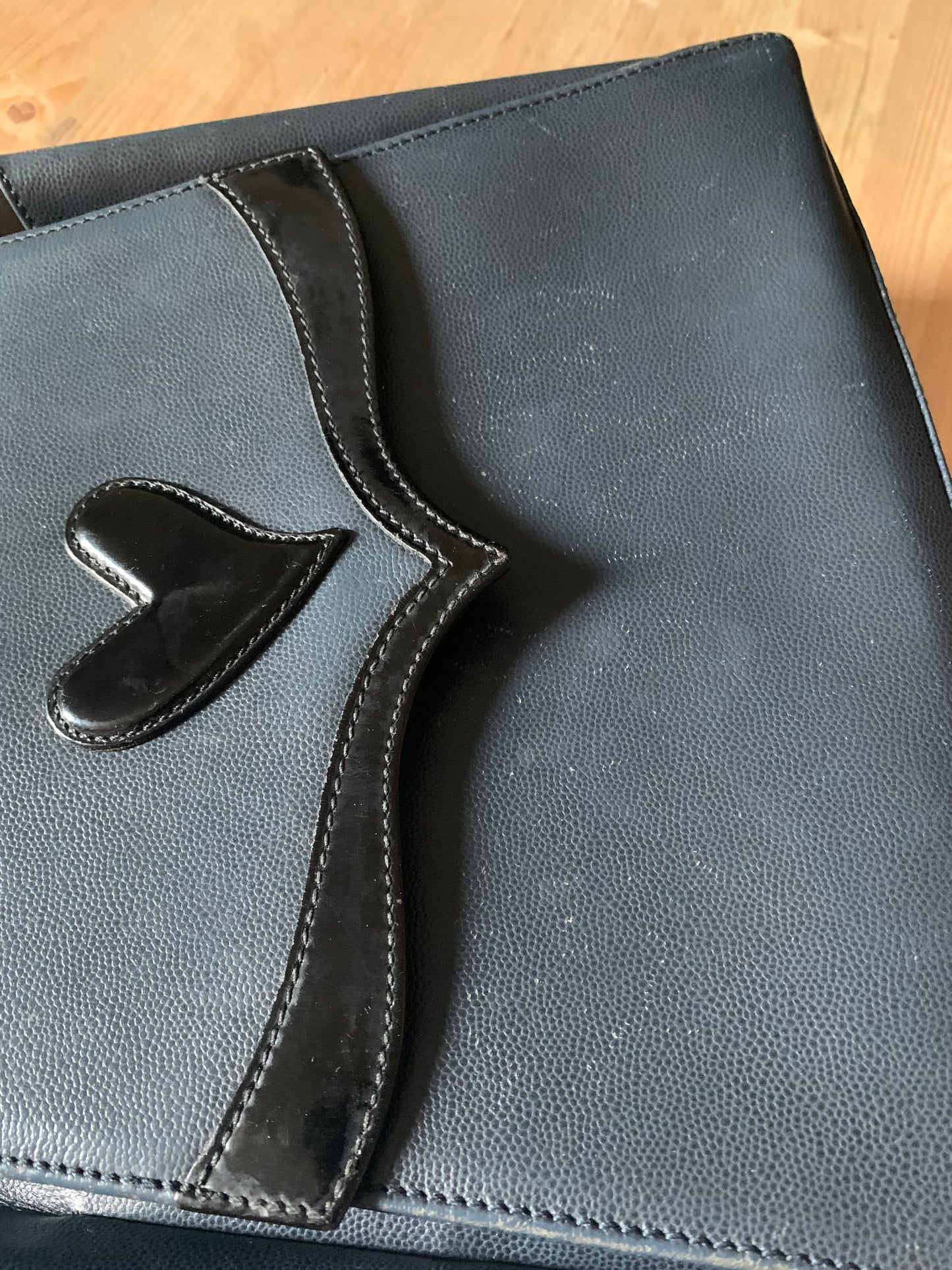 Sac cuir noir bi matière Christian Lacroix