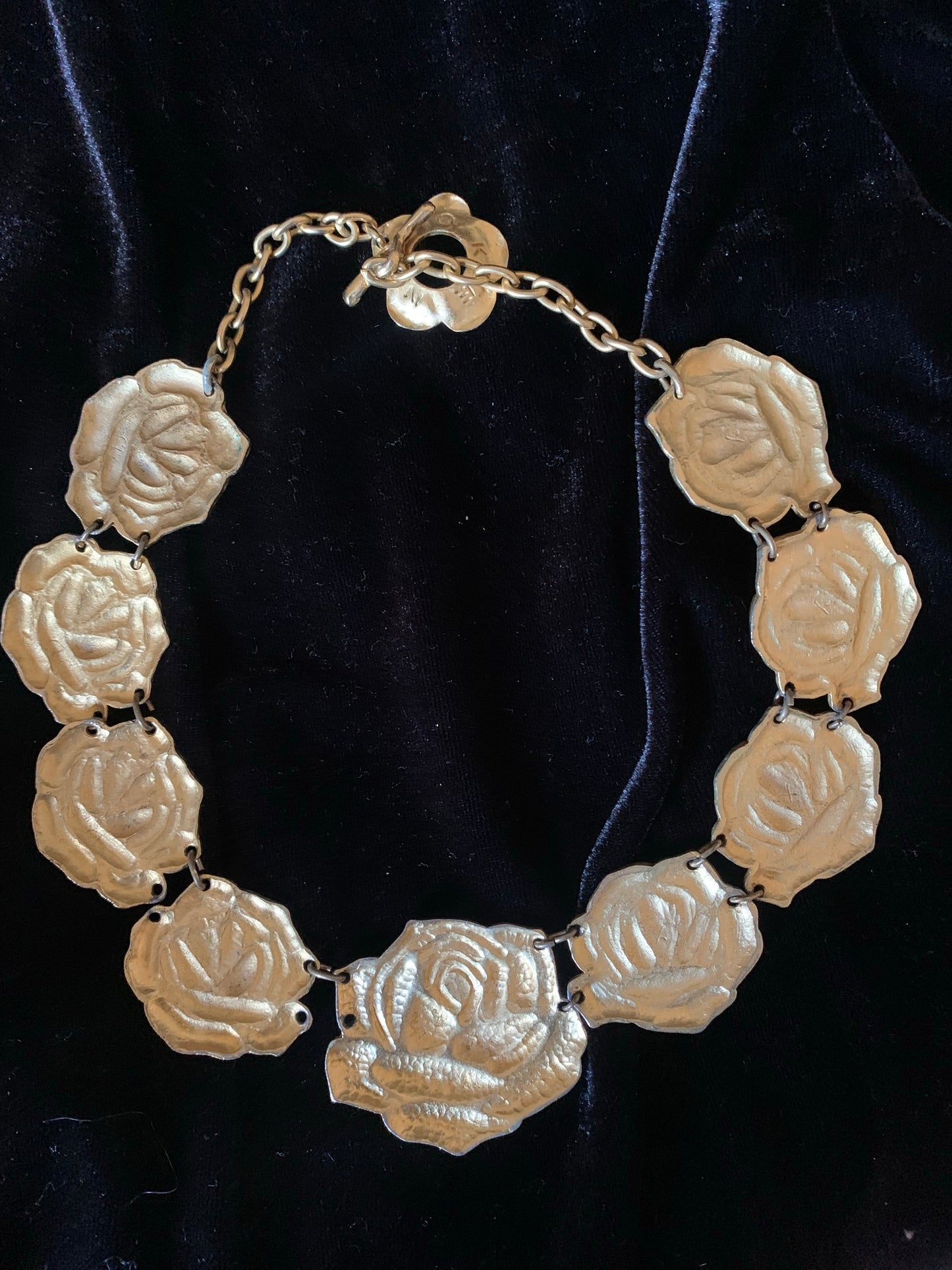 Collier doré roses Kenzo